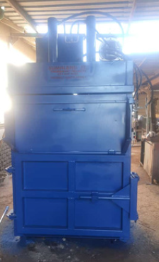 V15 Baling Machine